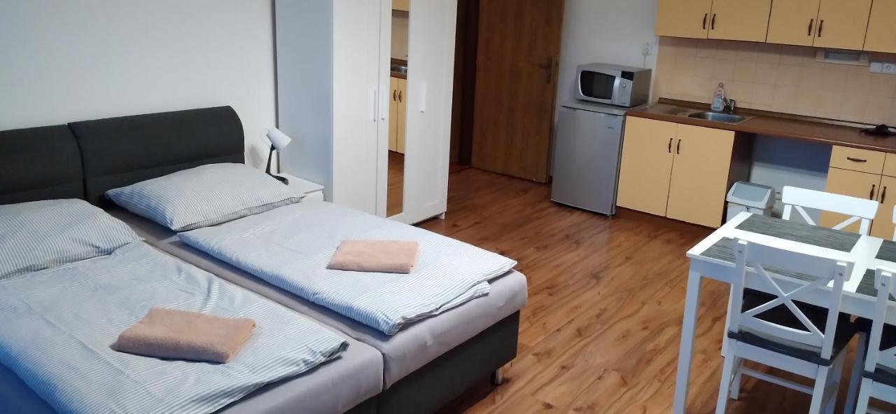 Apartmany Sramek Stříbro Exteriör bild